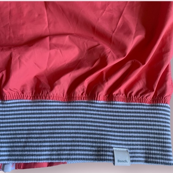 Women’s size Large Bench lightweight Jacket windbreaker - Picture 7 of 15